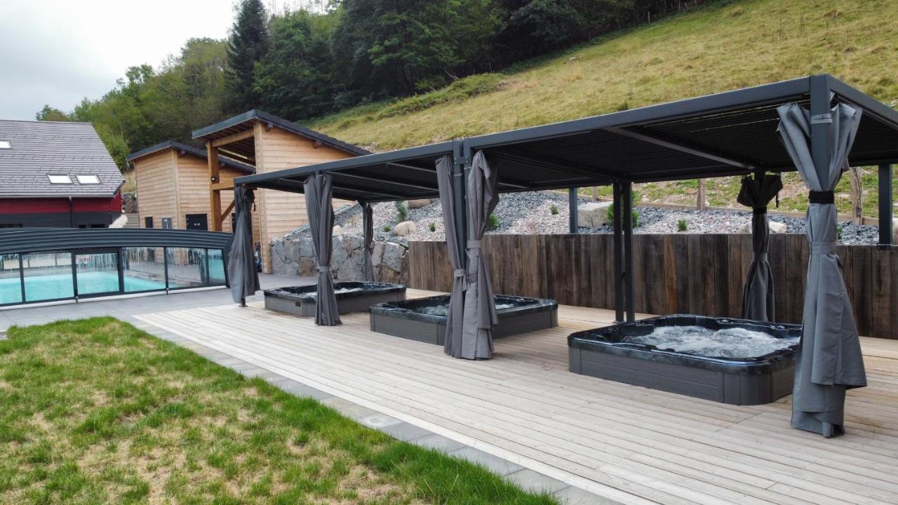 La Ferme De Rochesson, Jacuzzis & Piscine Commune Exteriör bild